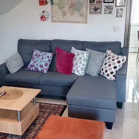 בית נופש Silvia's House *